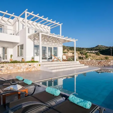 Avgi Villa