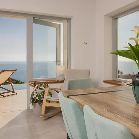 Avgi * Agios Nikolaos (Zakynthos)